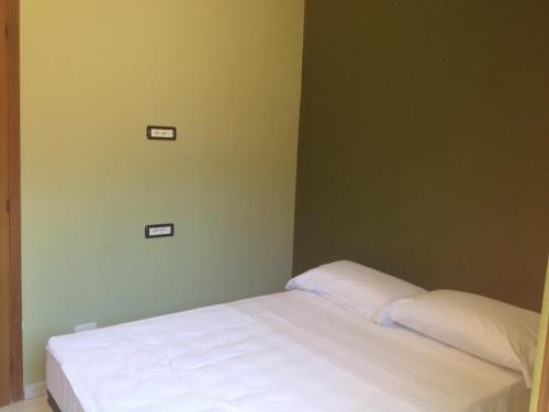 Milan Hotel - image 11