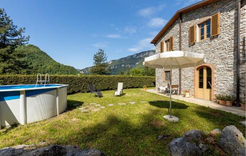 Úszómedence, Stunning Apartment In Borgo A Mozzano in Borgo A Mozzano