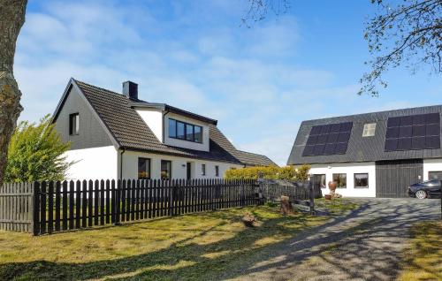 Exterior view, Stunning Home In Hammenhog With Sauna in Glimminge