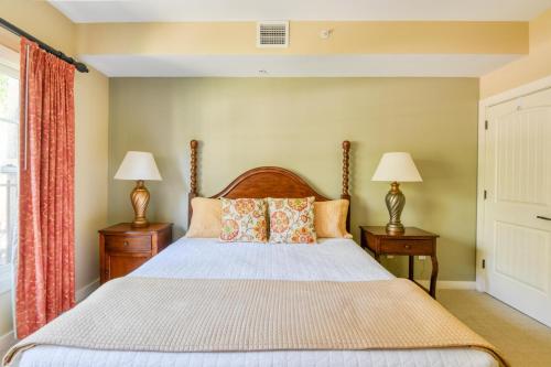 4106-L Bright & Cheery ground floor King Suite in World Golf