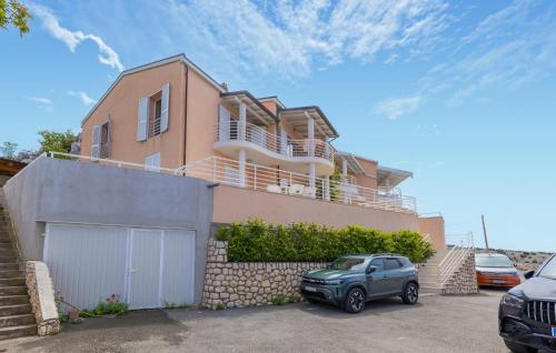 Viesnīcas āriene, Stunning Apartment In Lukovo With Wifi in Lukovo