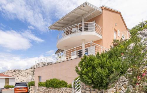 Viesnīcas āriene, Stunning Apartment In Lukovo With Wifi in Lukovo