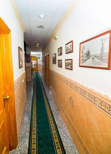 Hostal Los Corchos - image 4
