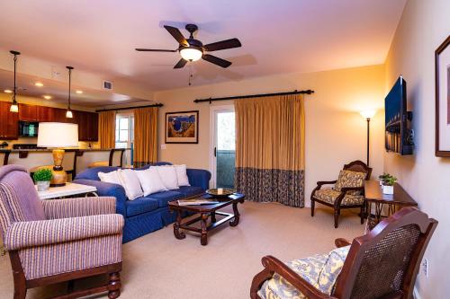 2 King Bedrooms - large balcony and kitchen 5212-2 in World Golf