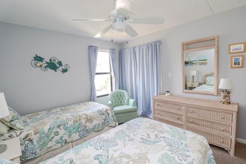 Island South 22 - image 35
