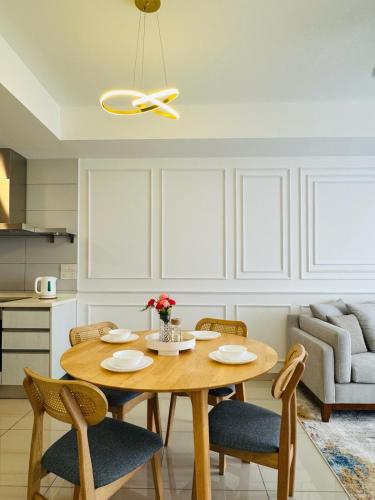 Nadayu63 Melawati I 3R2B I 6Pax near The National Zoo of Malaysia