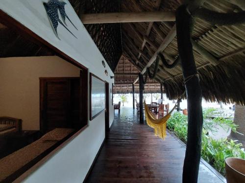 Facilities, Cabana frente al mar en la playa del Calao in El Bobo