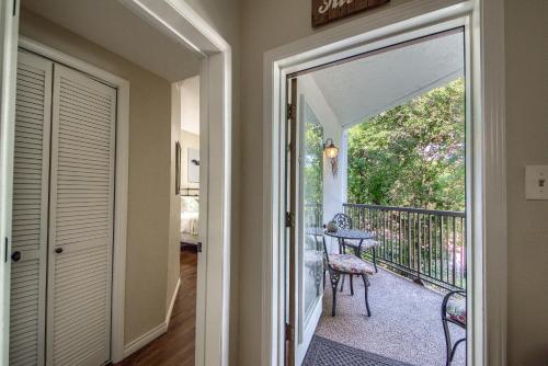 IC 102 Comal Float Inn in New Braunfels, USA