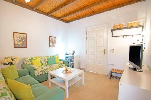 Villa Maistro Cottage by Villa Plus - image 5