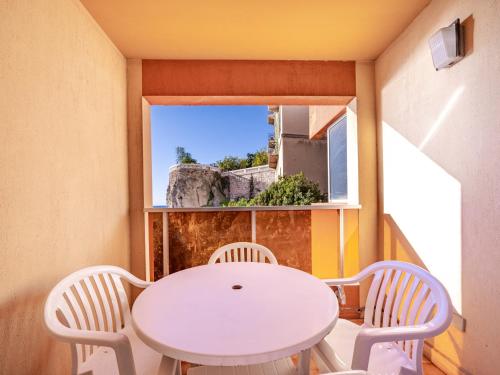 Studio 4 pers, vue mer, Wi-Fi inclus - FR-1-827-85