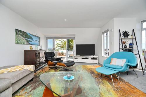 Facilities, Mount Pleasant - Ocean Views - 3 bedroom with bathtub in Mount Pleasant