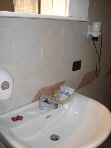 Hotel Caporal - image 2