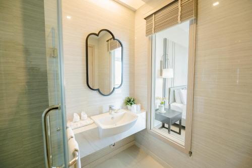 Superior Double Room image 2