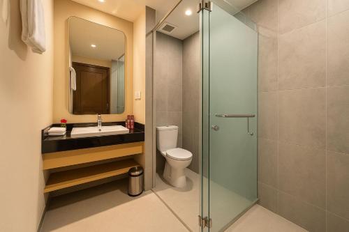 room detail thumbnail 2
