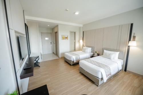 Superior Twin Room image 4