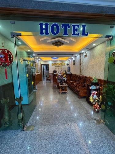 Khách Sạn Sơn Hiển