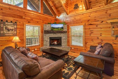 A Secret Splash by RedAwning – Sevierville, TN