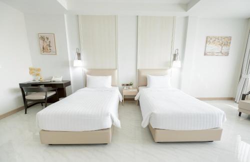 THE NAVY HOUSE HOTEL Room Type - Deluxe Twin Room