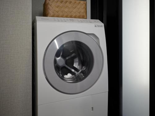 Standard Room with Washing Machine image 9