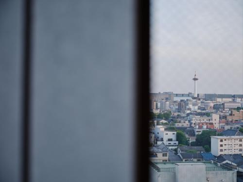 Superior Room with City view and Washing Machine image 4