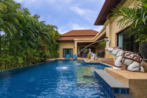 Villa Raas by Tropiclook: Baan Bua Nai Harn