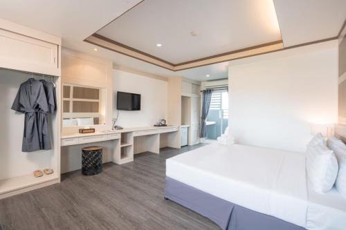 room detail thumbnail 0