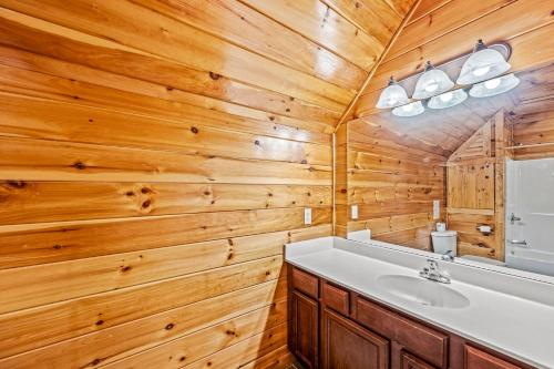 Diamond Mine – Gatlinburg, TN
