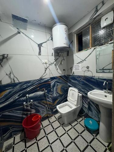 Double Room with Lake View image 2