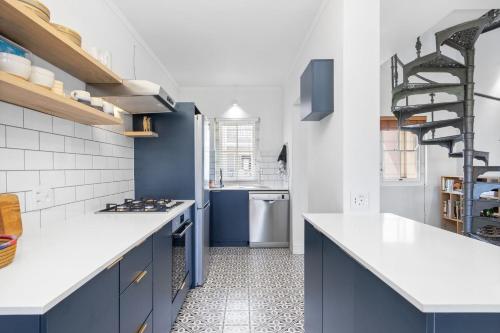 Summerville Beach Loft - image 13