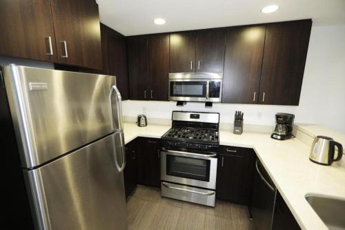 Downtown Cosmopolitan Residences detail