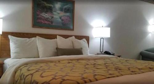 Days Inn by Wyndham Hemet in Hemet, USA