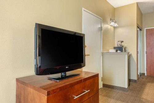 Comfort Inn Dfw Airport North – Irving, TX