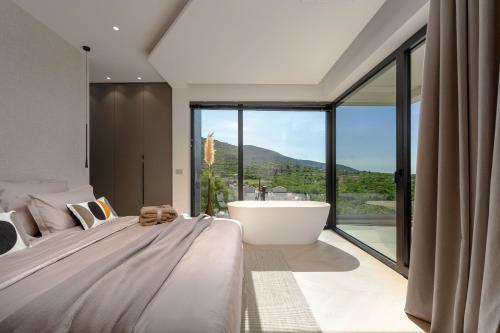 Design Villa Diagonal - Tranquil sea view escape in Diminici