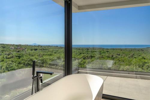 Apkārtne, Design Villa Diagonal - Tranquil sea view escape in Diminici