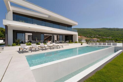 Viesnīcas āriene, Design Villa Diagonal - Tranquil sea view escape in Diminici