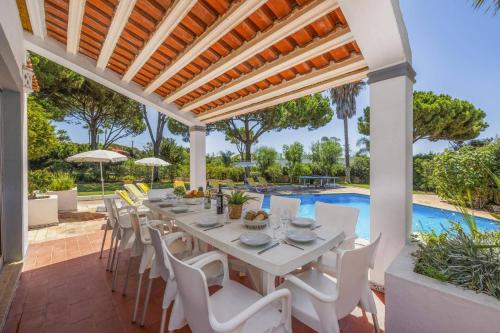 Villa Uma by Villa Plus - image 9