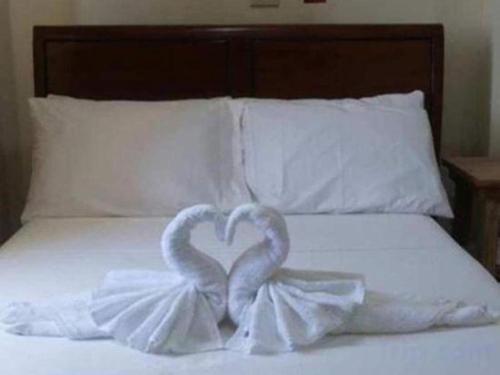 Godo's Plaza Hotel and Restaurant in Buruanga - Mainland