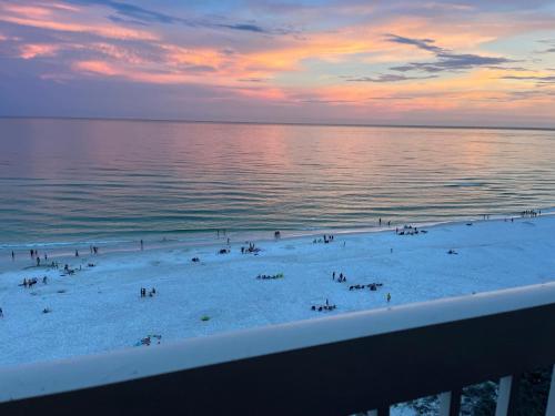 Facilities, 1203 Oceanfront Pelican Bch Resort Pools Prime Loc near Louisiana Lagniappe