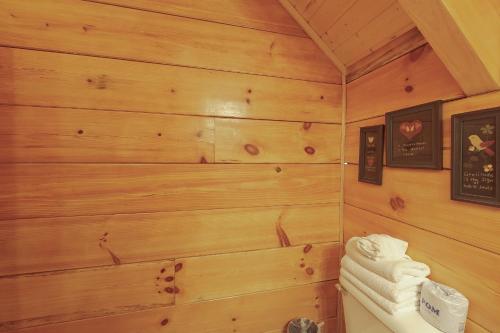 Moonshiner's Legacy Holiday home - image 12