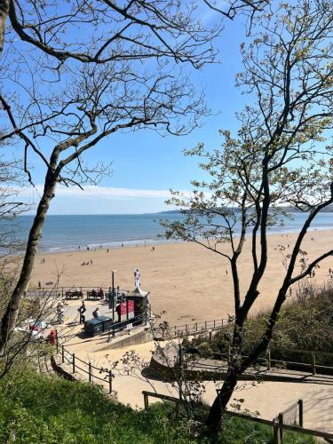 Stylish flat with parking, stones throw to the beach, Filey (foto 8)