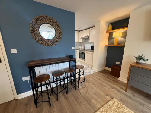 Stylish flat with parking, stones throw to the beach, Filey (foto 9)