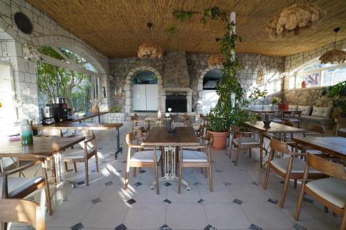 Restaurant, Cumbalıca Flora in Celal Bayar