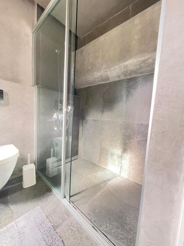 Carezza Apartments - image 2