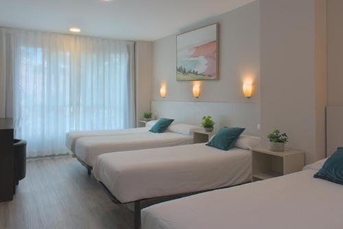 Dormavalencia Hostel Regne - image 6