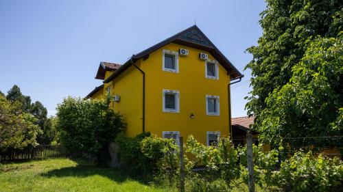 Imanje Borkonjić (Imanje Borkonjic) in Ruma