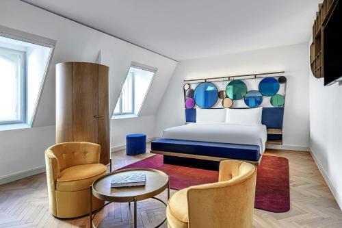 room detail thumbnail 0