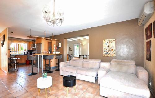 Three-Bedroom Holiday Home