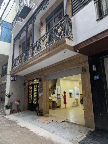 Era Apartment Nguyen Khanh Toan