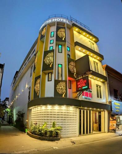 La Woods Hotel, Chennai