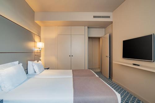 Hotel Dom Henrique Downtown Room Type - Comfort Family Room